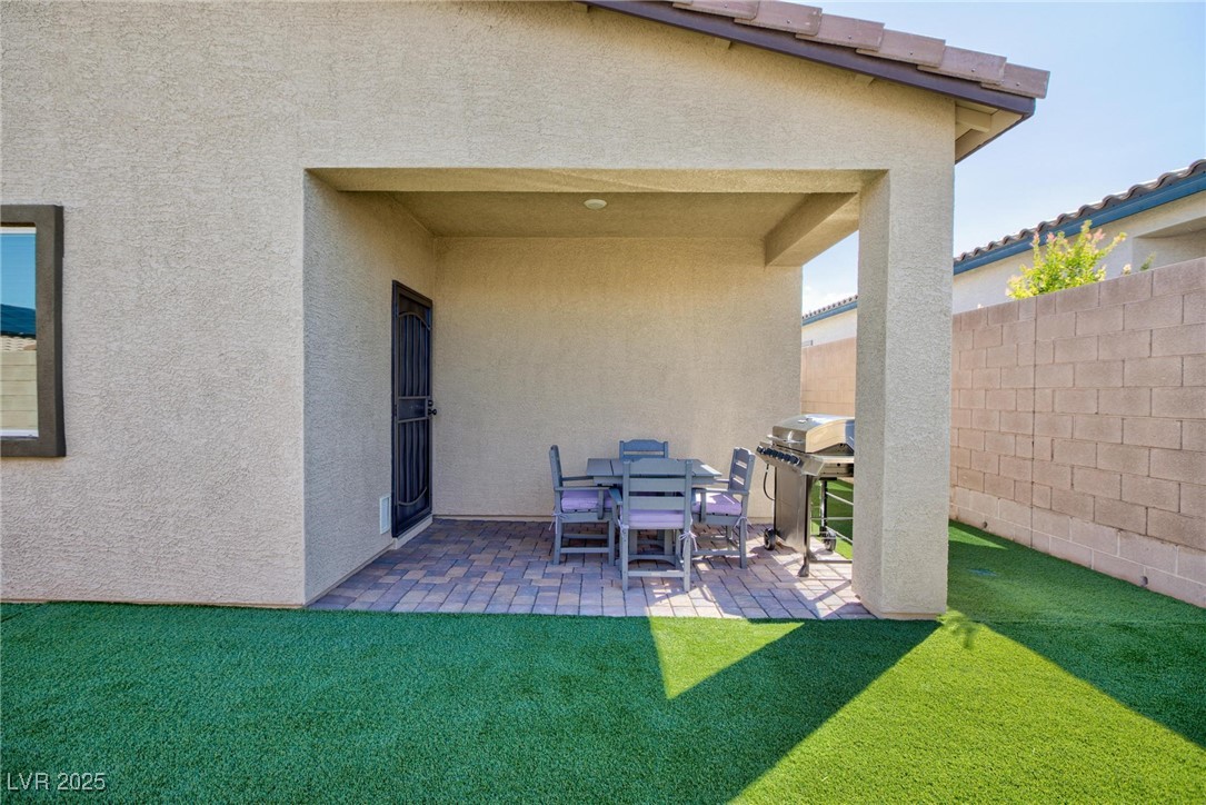 Henderson, Nevada 89044, United States, 3 Bedrooms Bedrooms, ,2 BathroomsBathrooms,Residential,Active,253026