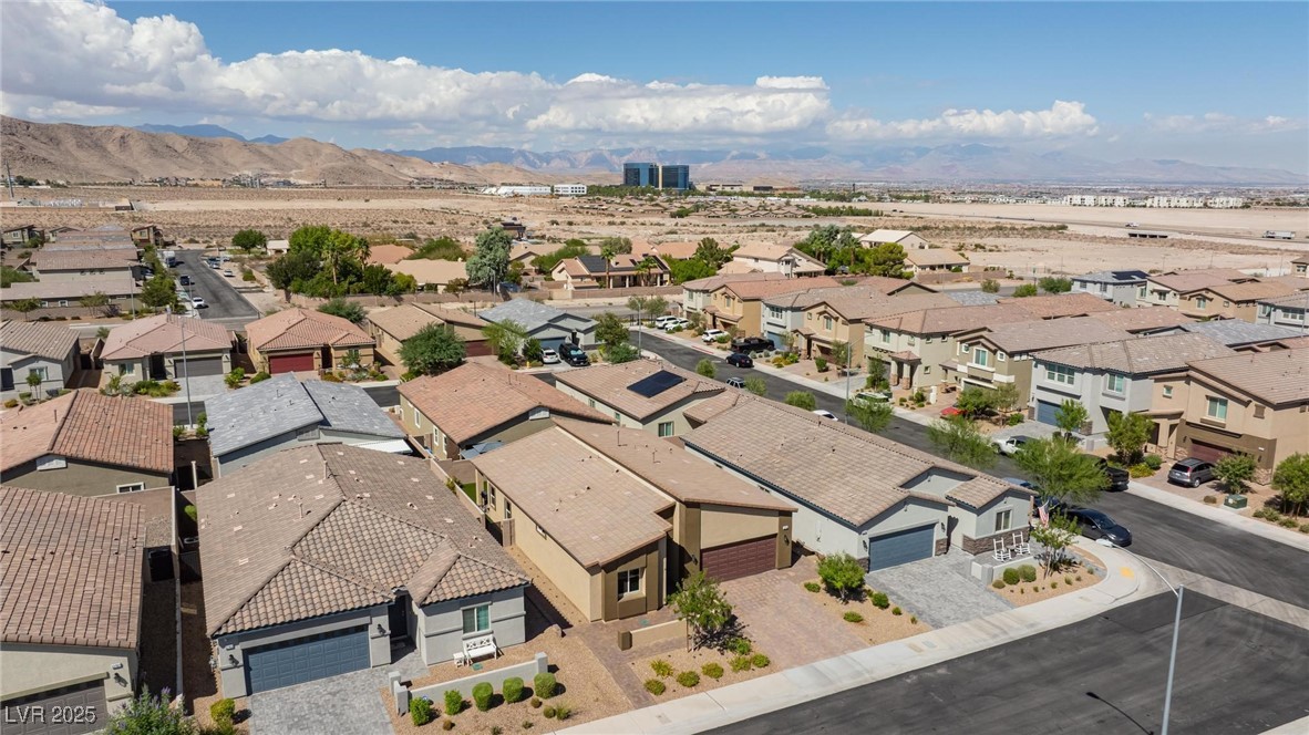 Henderson, Nevada 89044, United States, 3 Bedrooms Bedrooms, ,2 BathroomsBathrooms,Residential,Active,253026