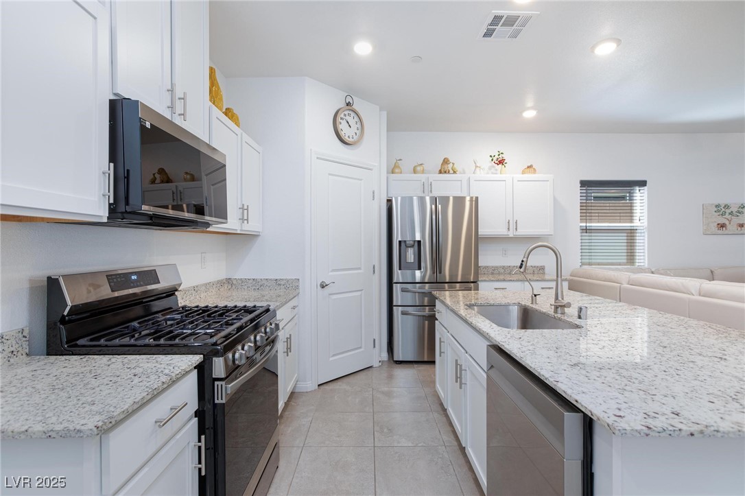 Henderson, Nevada 89044, United States, 3 Bedrooms Bedrooms, ,2 BathroomsBathrooms,Residential,Active,253026