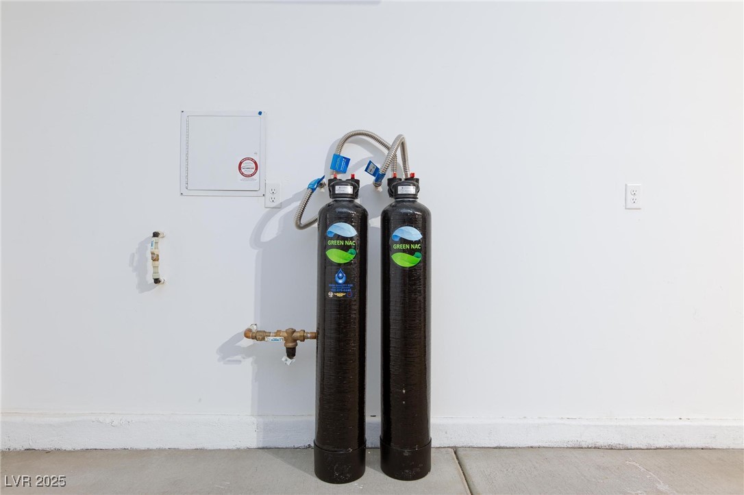 Henderson, Nevada 89044, United States, 3 Bedrooms Bedrooms, ,2 BathroomsBathrooms,Residential,Active,253026