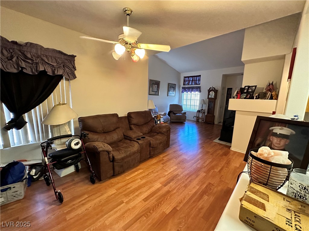 Properties 4 8167 Barodo Way