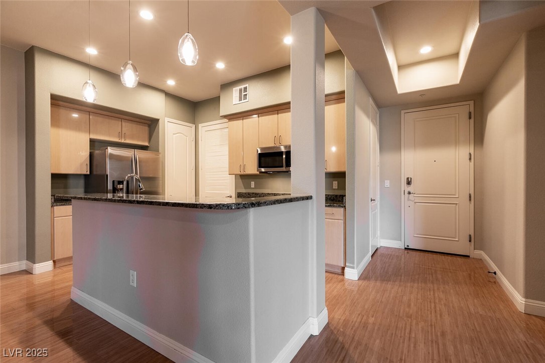 44 E Serene Avenue 219