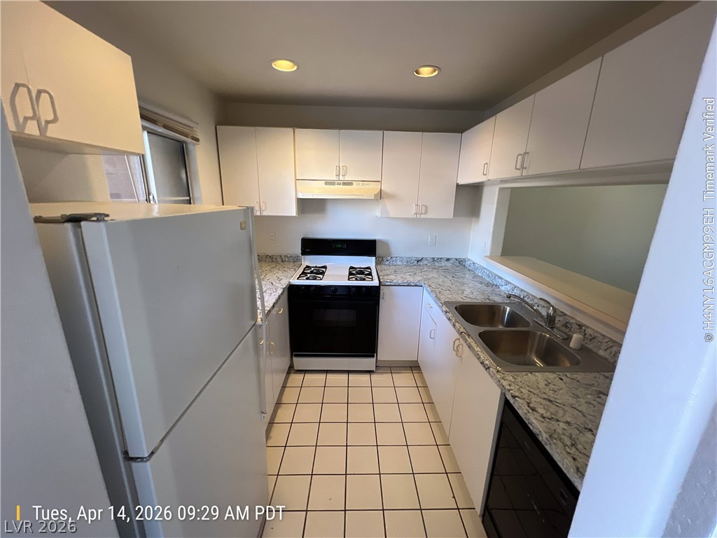 5000 Red Rock Street 124