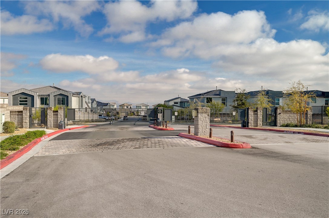 10207 Canyon Mantle Street