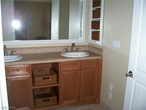 Tiny photo for 6 Via Vasari #104, Henderson, NV 89011 (MLS # 2768673)