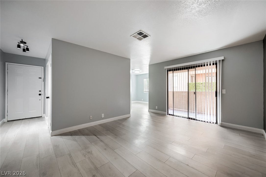 3151 Soaring Gulls Drive 1129