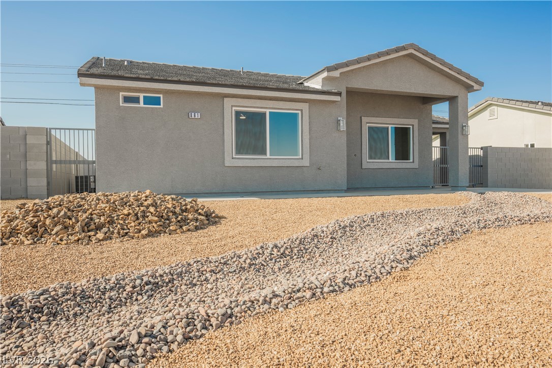841 Valiant Avenue