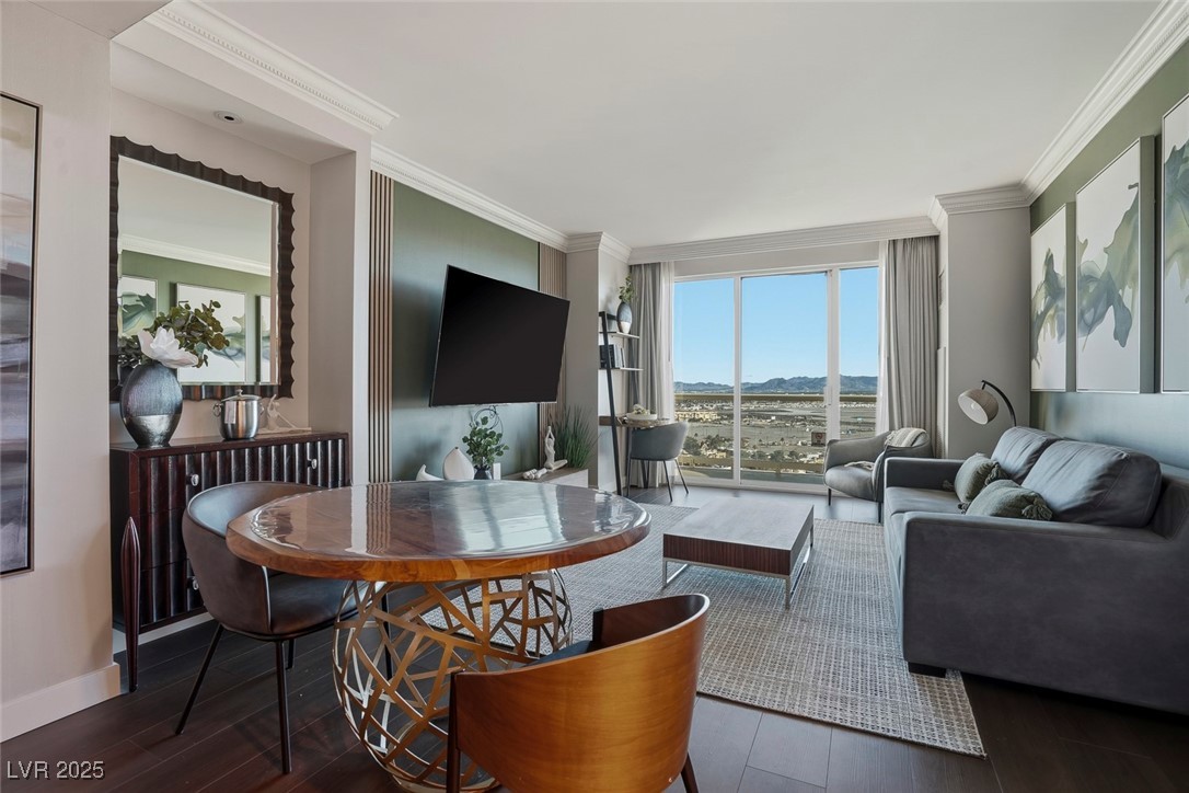 135 E Harmon Avenue 1614