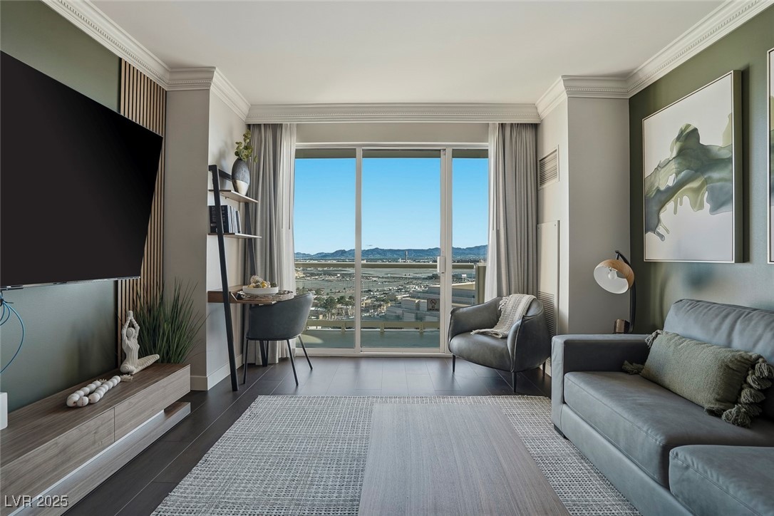 135 E Harmon Avenue 1614