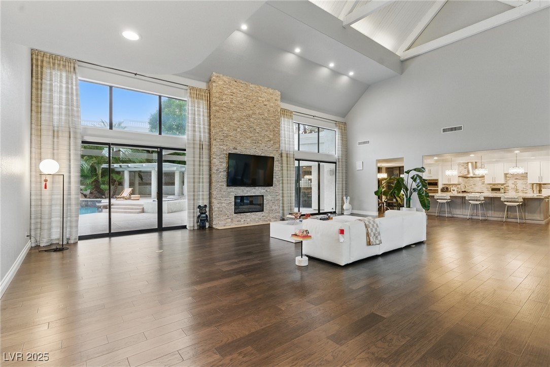 13 Dovetail Circle, Henderson, Nevada image 9