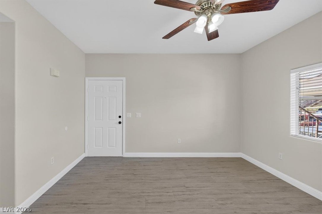 8501 W University Avenue 1014