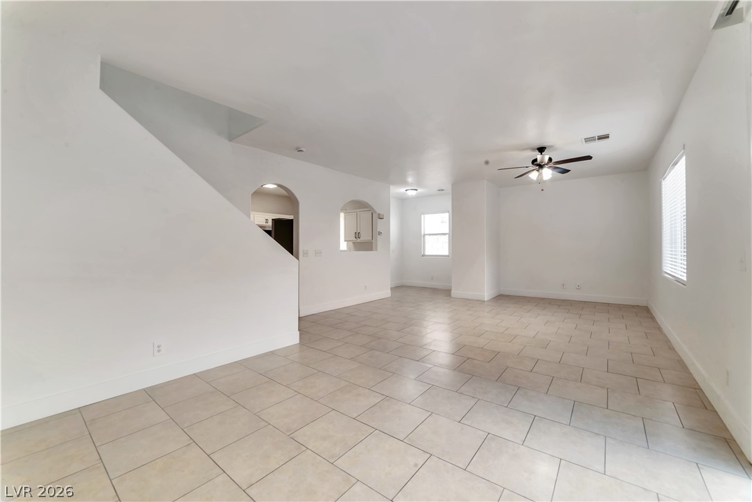 562 Twilight Blue Avenue