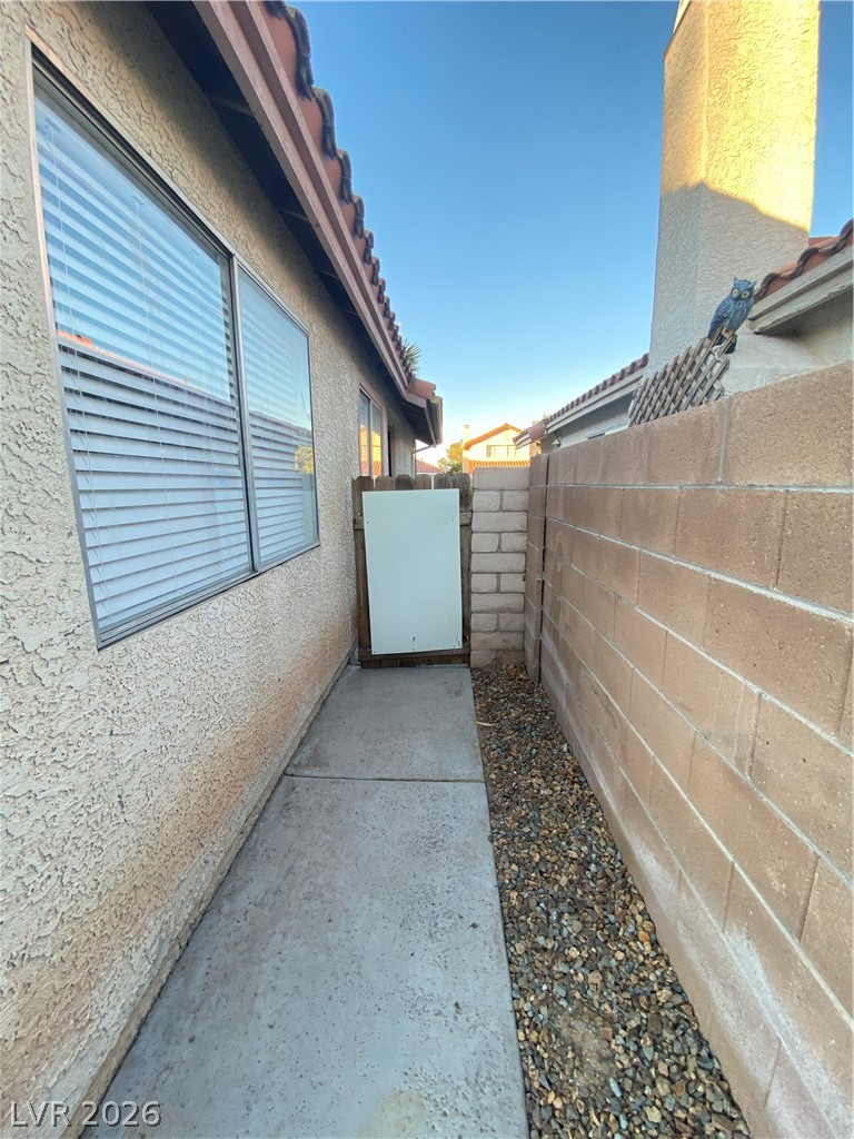 7547 kalmalii av Avenue