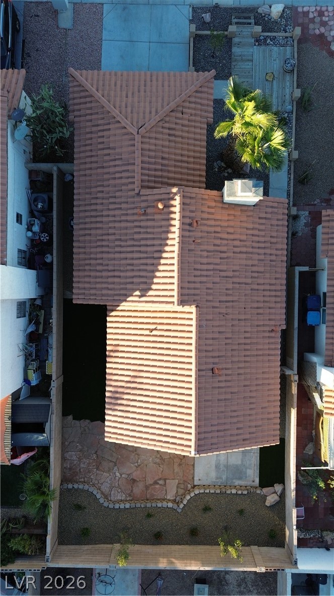 7547 kalmalii av Avenue