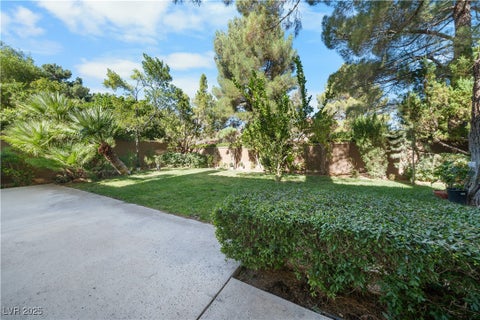 Tiny photo for 7960 Bermuda Dunes Avenue, Las Vegas, NV 89113 (MLS # 2730851)