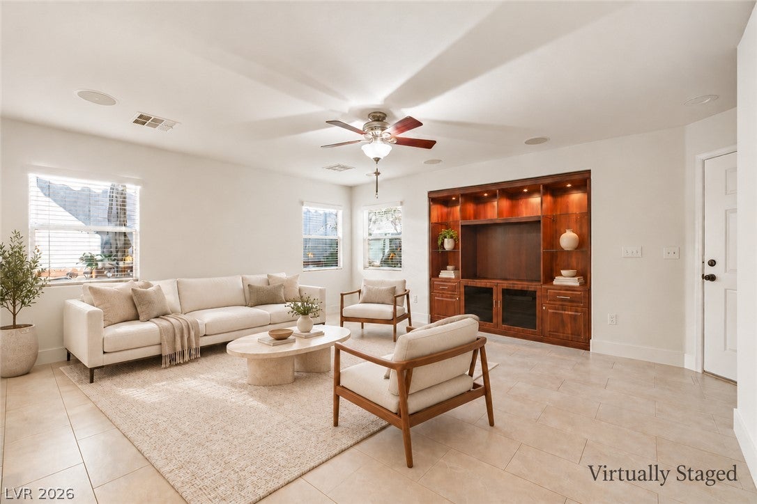 6043 W Dewey Drive