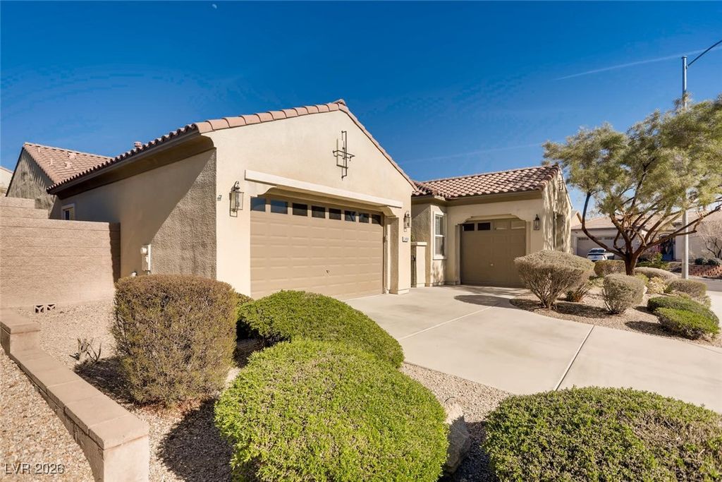 Photo of 2458 Craigie Castle Street, Henderson, NV 89044 (MLS # 2752279)