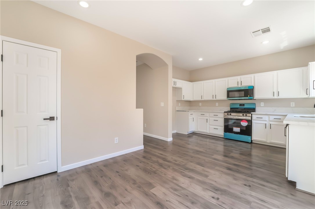 6260 Castle Kennedy Street, Henderson, Nevada image 9