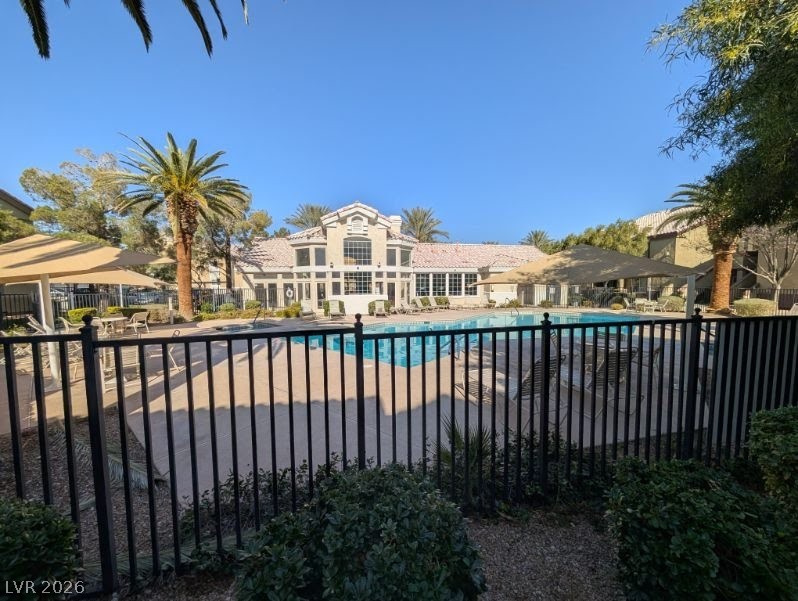 3925 Lazy Pine Street 201