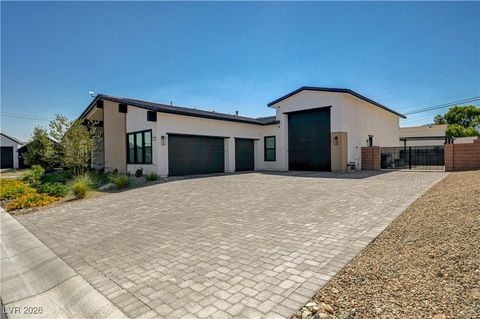 Tiny photo for 5745 El Royale Court, Las Vegas, NV 89149 (MLS # 2751225)
