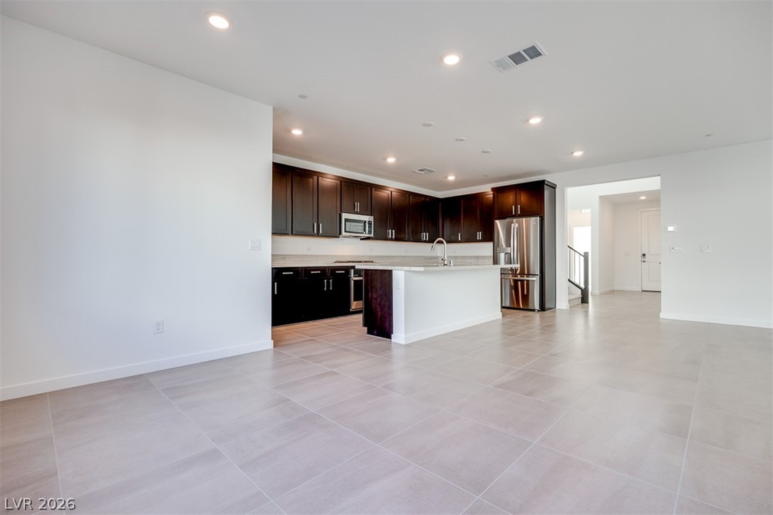 10472 Mountain Aster Avenue