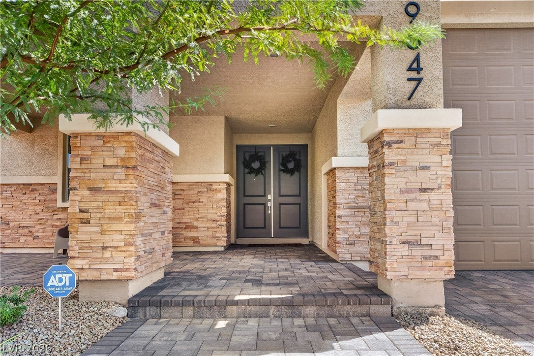 9647 Mirage Foothills Avenue