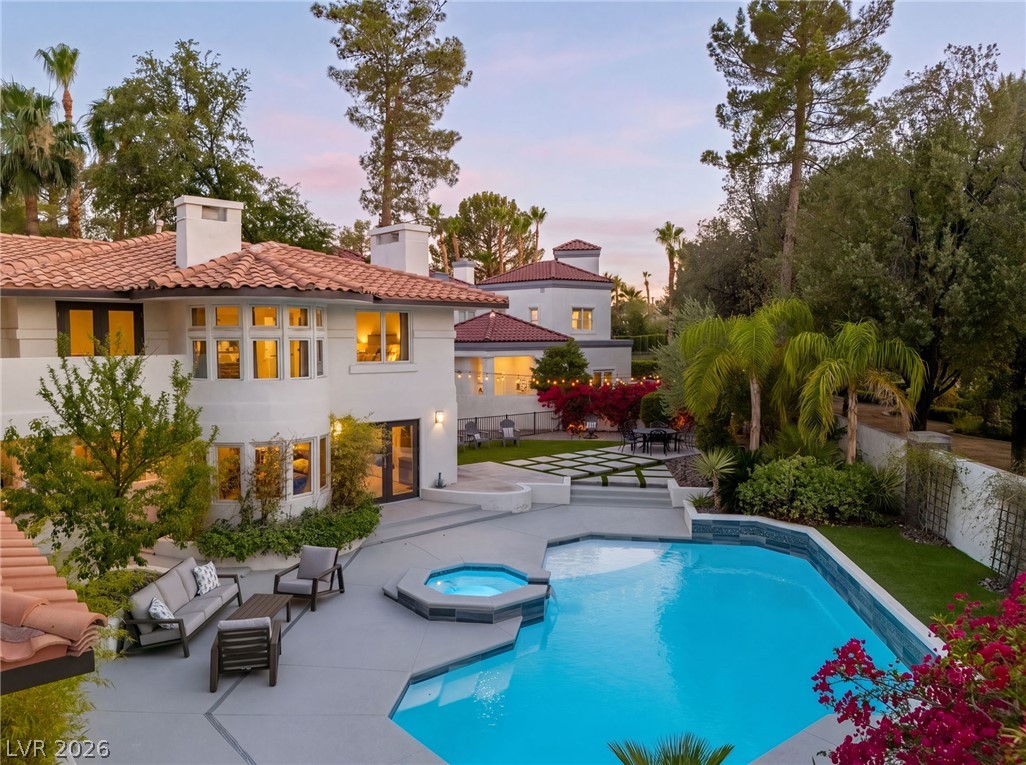 2233 Versailles Court