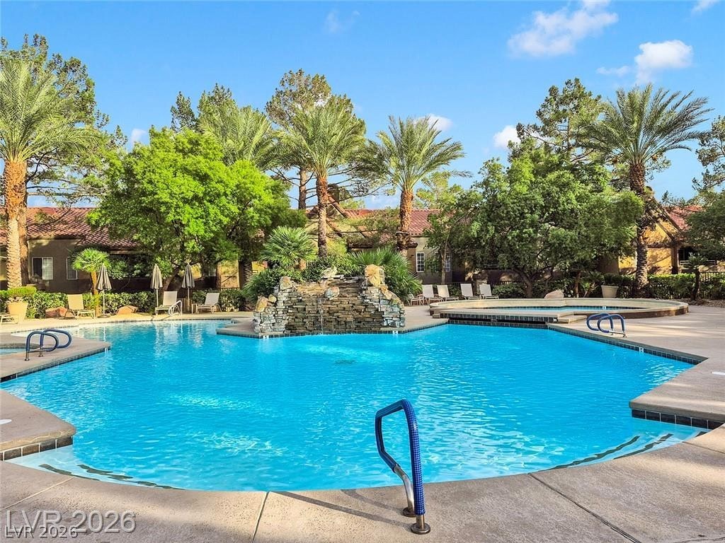 2200 S Fort Apache Road 2239