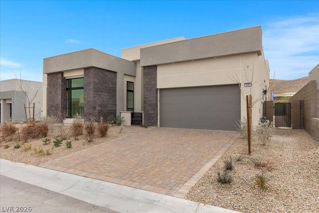 10907 Agate Cliffs Avenue