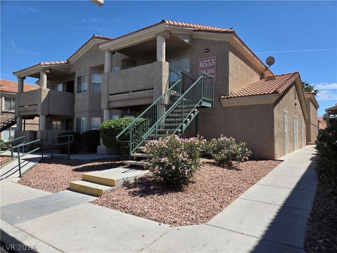 Condo For Rent - 6553 Mcrae #201<br/> Clark County, Las Vegas, NV 89108