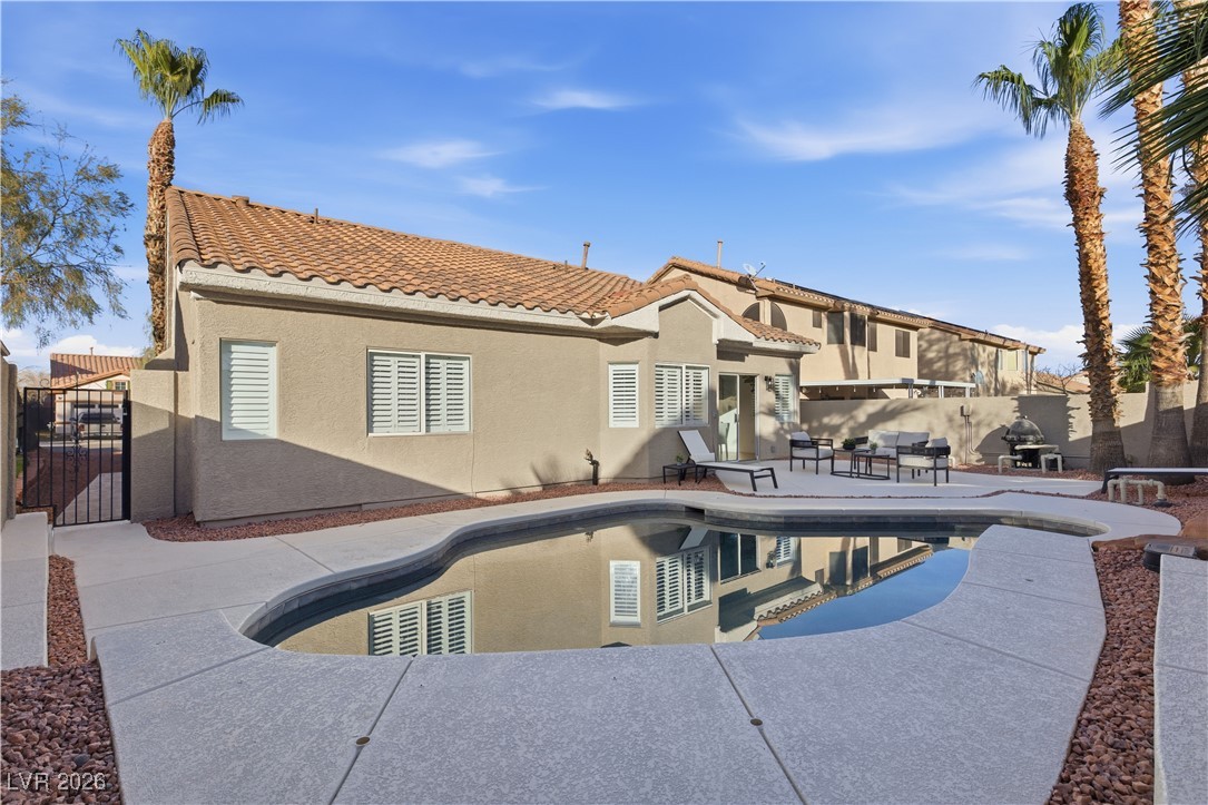 9121 Canyon Magic Avenue