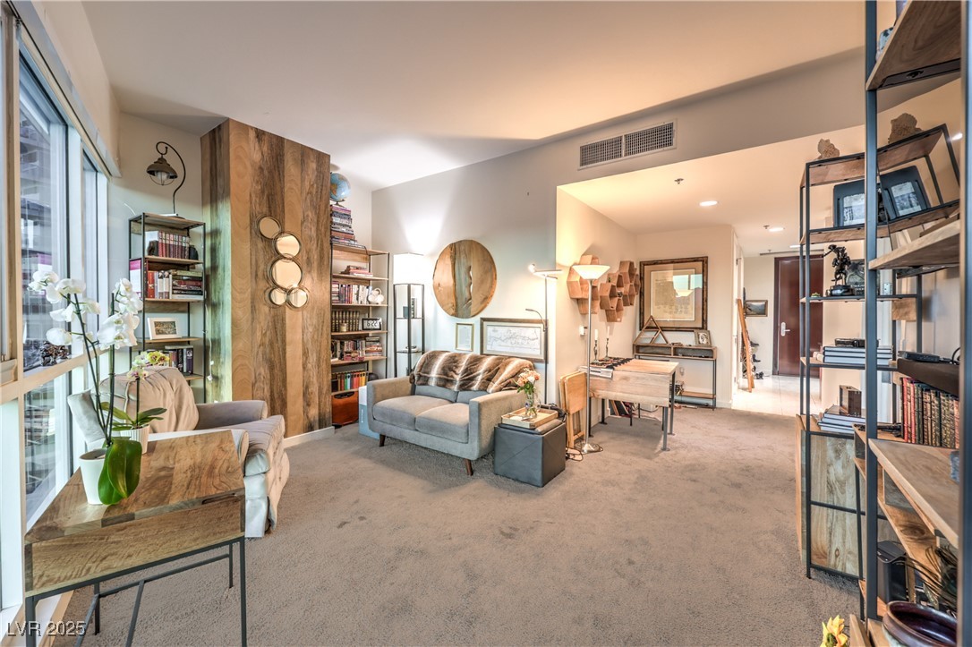 4525 Dean Martin Drive 802