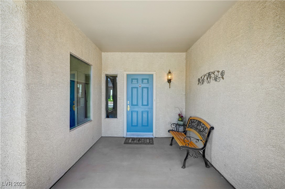 542 Eagle Perch Place