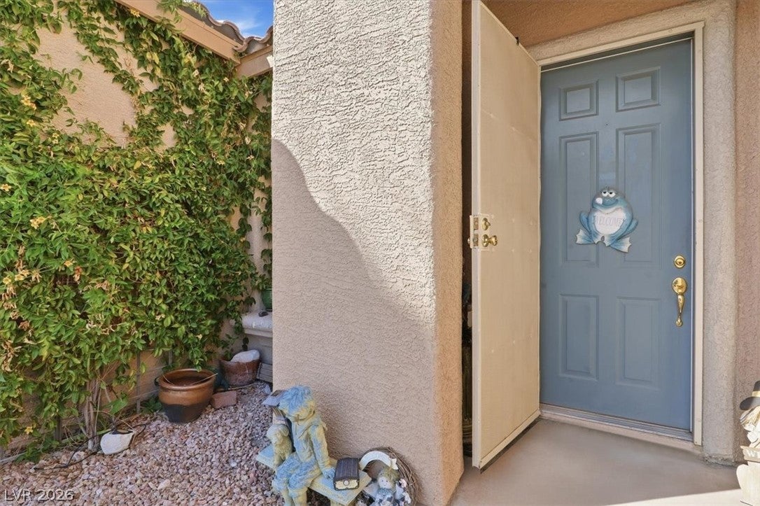 10280 Songsparrow Court