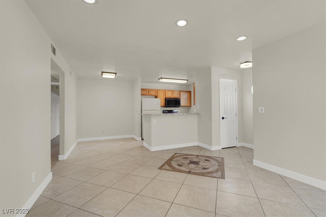 Las Vegas, Nevada 89142, United States, 2 Bedrooms Bedrooms, ,2 BathroomsBathrooms,Residential,Active,480