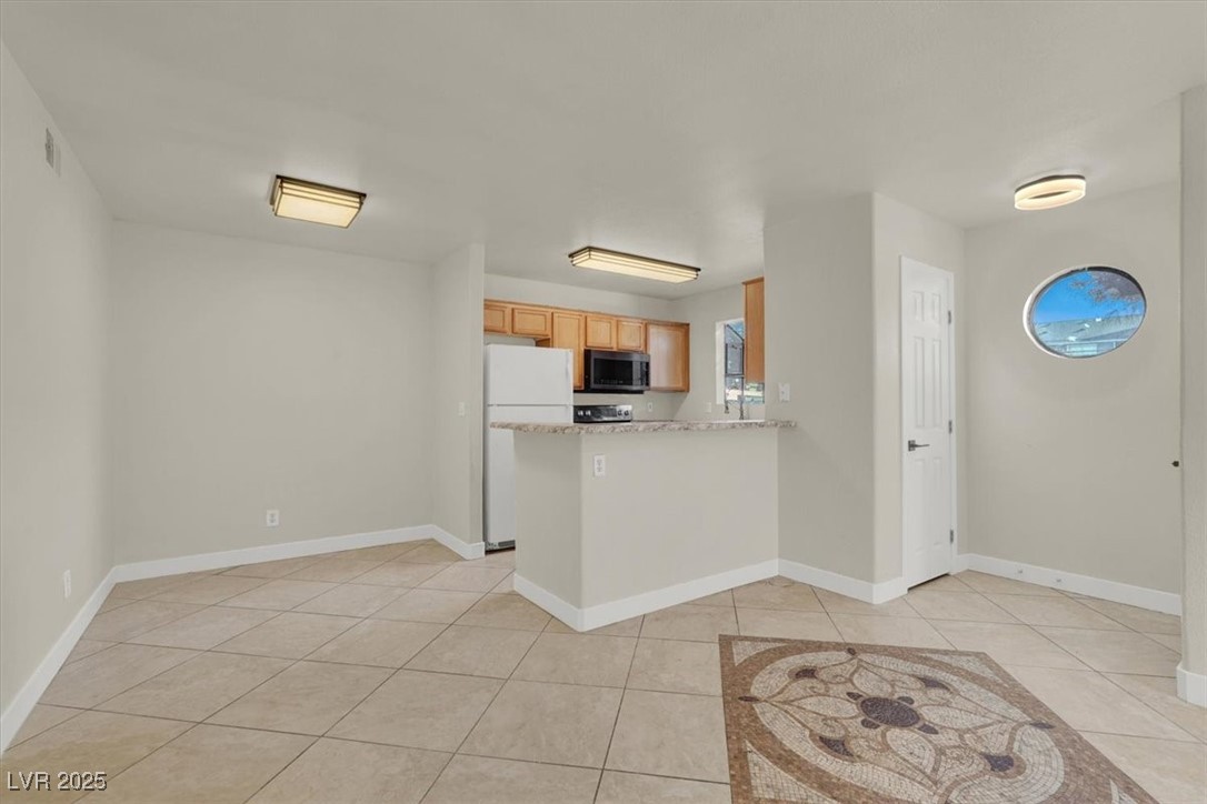 Las Vegas, Nevada 89142, United States, 2 Bedrooms Bedrooms, ,2 BathroomsBathrooms,Residential,Active,480