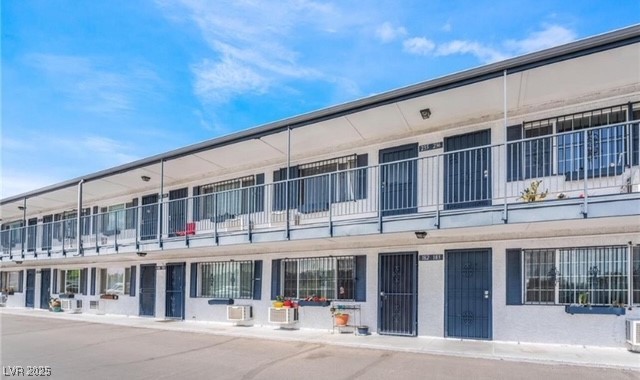 58 Wyoming Avenue, Henderson, Nevada image 3