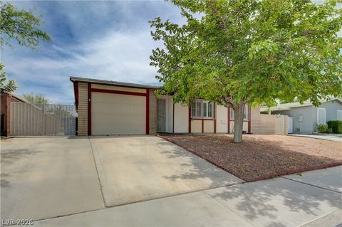 Homes For Sale - 6261 Newville Avenue<br/> Las Vegas, NV 89103