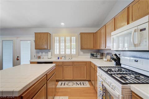 Tiny photo for 246 Amber Light Court, Henderson, NV 89074 (MLS # 2799940)
