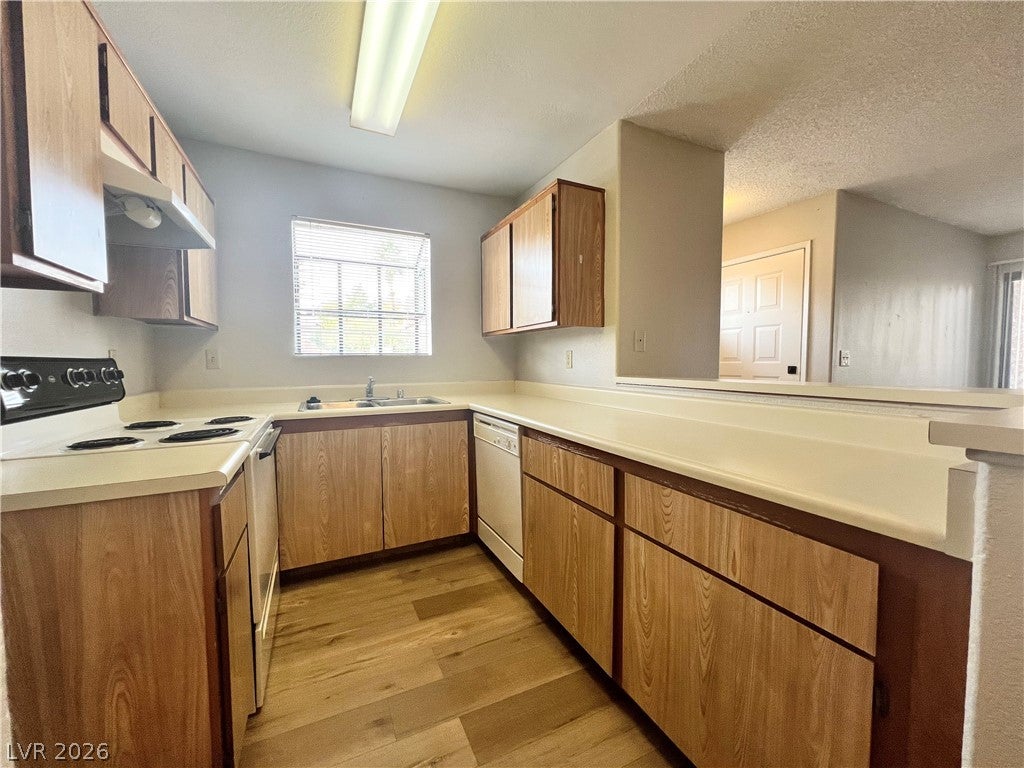 2989 Juniper Hills Boulevard 102