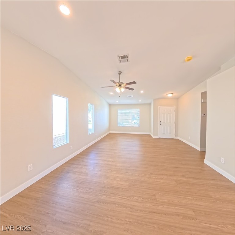 5236 Shasta Daisy Street