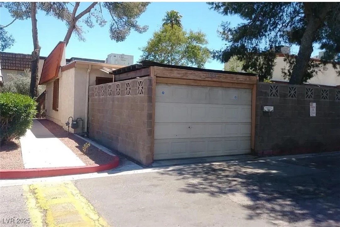 3946 Voxna Street, Las Vegas, Nevada image 1