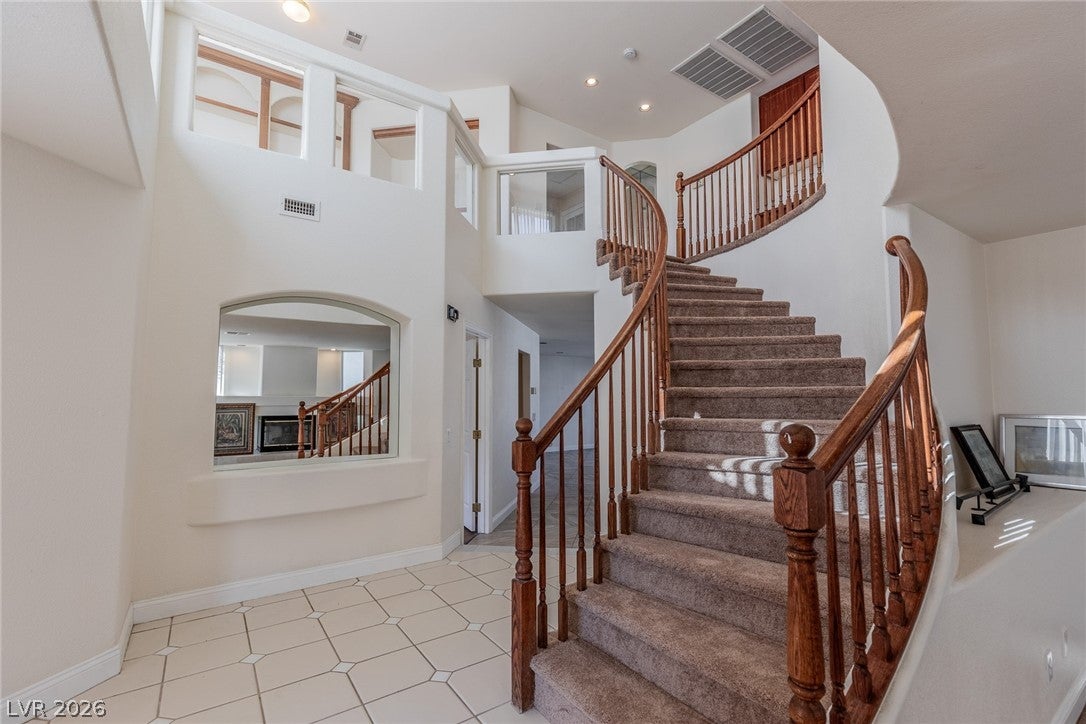 8232 Deer Springs Way