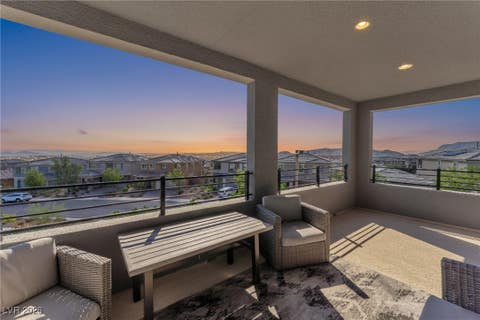 Homes For Sale - 372 American Dipper Street<br/> Clark County, Las Vegas, NV 89138