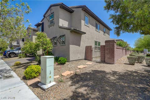 Homes For Sale - 2087 Johnstown Avenue<br/> Clark County, North Las Vegas, NV 89081