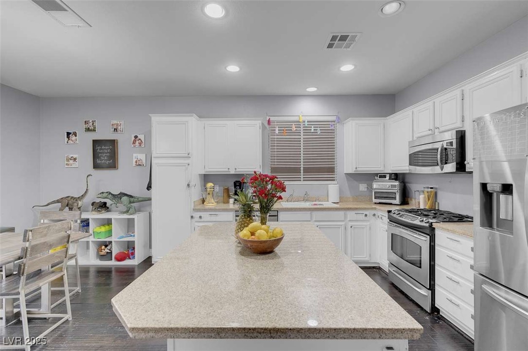 7937 Granite Walk Avenue, Las Vegas, Nevada image 16