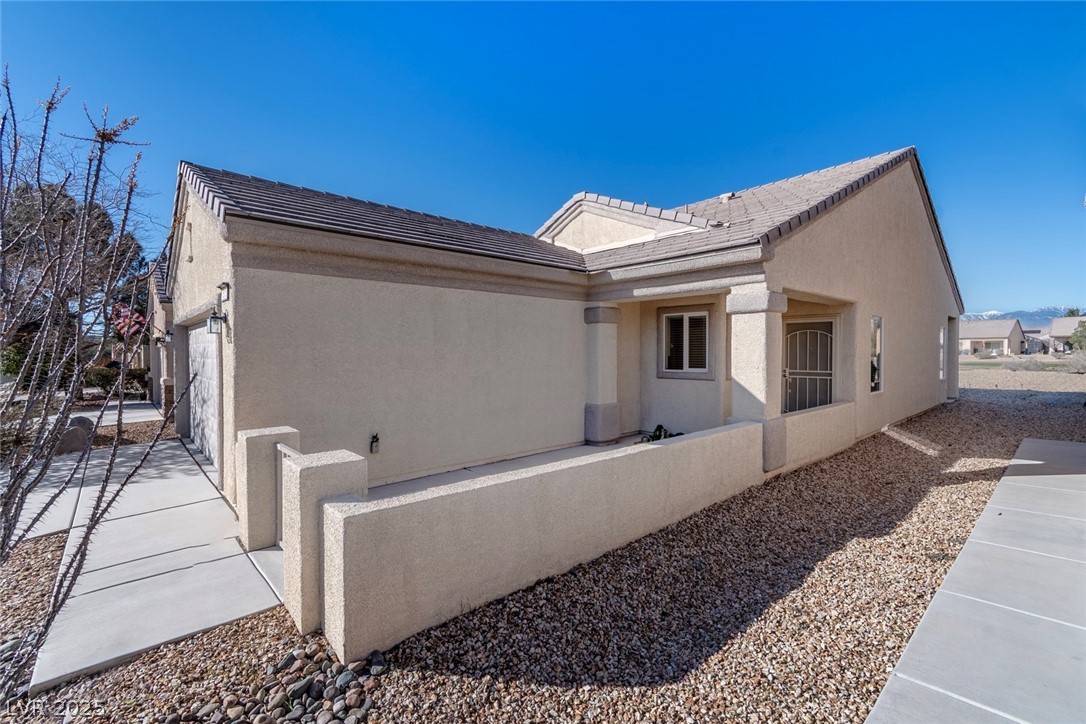 7813 Homing Pigeon Street