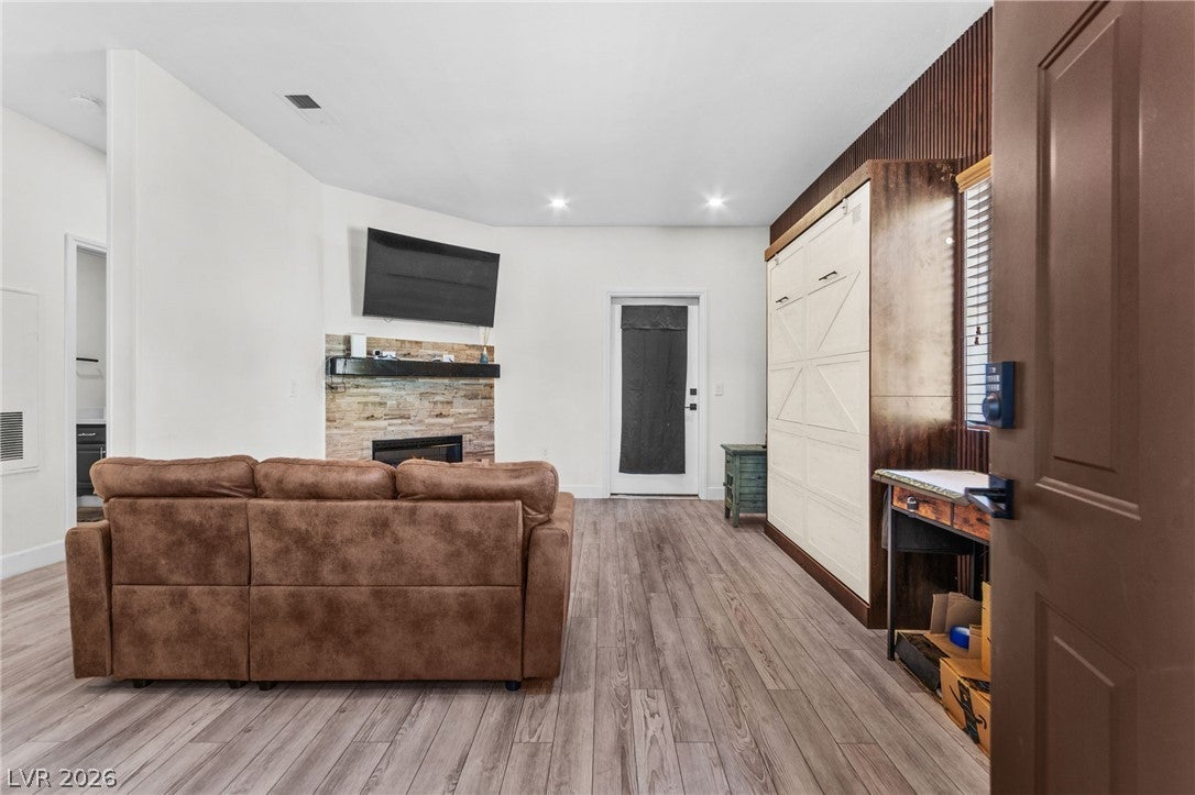 5250 S Rainbow Boulevard 2033