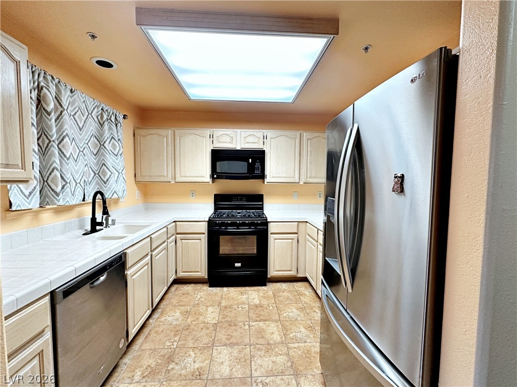 2851 S Valley View Boulevard 1071