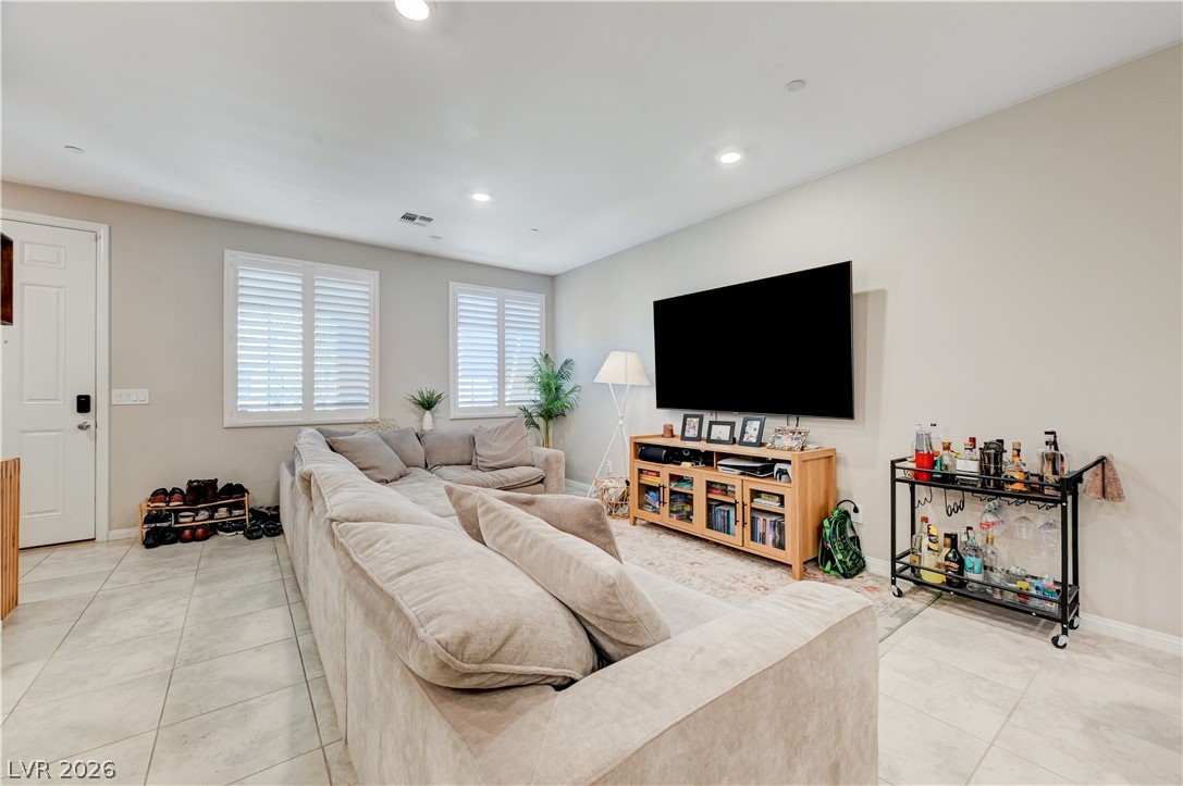 2433 Bellinzona Place